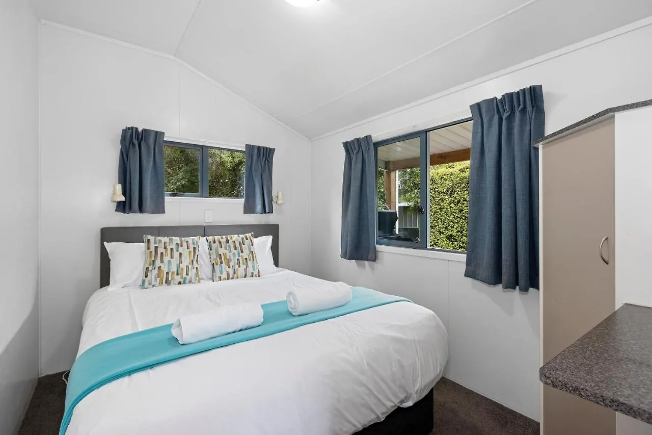 North South Holiday Park Christchurch 4*,