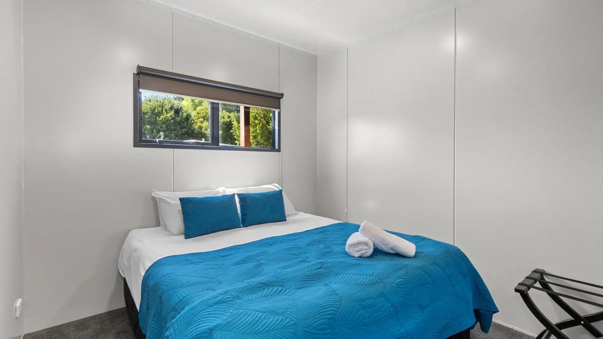 ****  North South Holiday Park Christchurch New Zealand