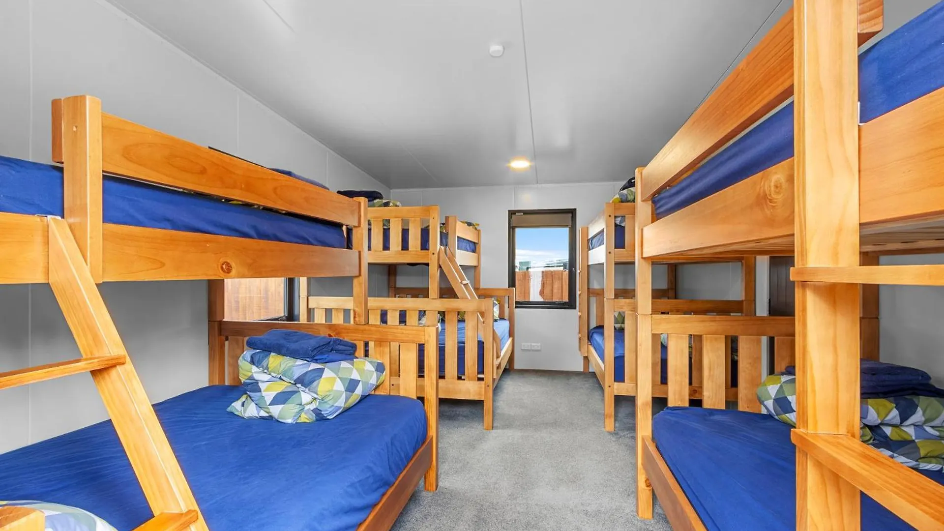 North South Holiday Park Christchurch 4*,