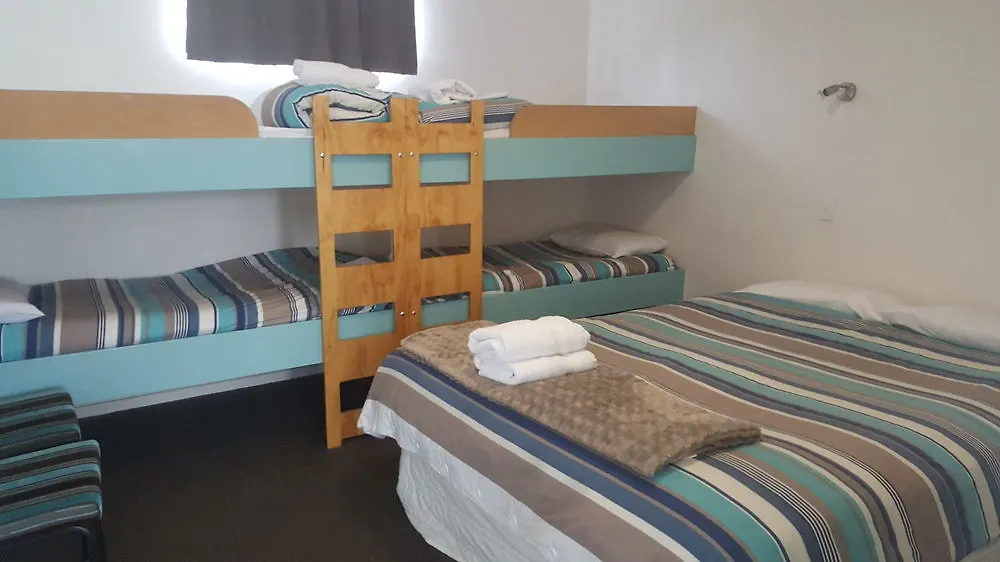****  North South Holiday Park Christchurch New Zealand